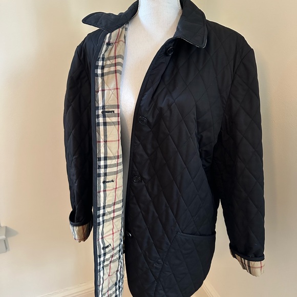 Burberry Black Quilted Jacket size Large - Picture 4 of 9